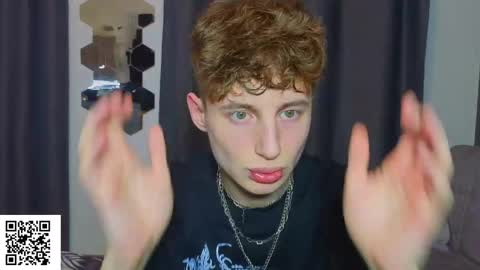 Snapshot of sluttsavage chatting on 05-24-26, 03:39 sluttsavage online show from 05-24-26, 03:39