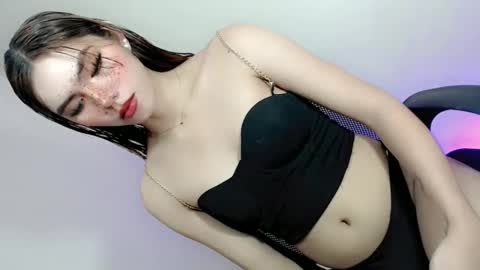 slutty_rose69 online show from 05-21-26, 12:12