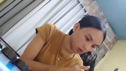 CHIE CHIE online show from 04-06-26, 04:46