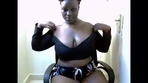Snapshot of sluttydevil6 chatting on 01-08-25, 03:39 sluttydevil6 online show from 01-08-25, 03:39
