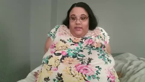 Snapshot of sluttyjess31 chatting on 04-21-26, 02:56 Jessica online show from 04-21-26, 02:56