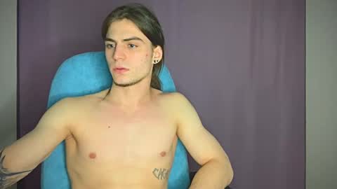 Gus online show from 01-14-25, 04:40