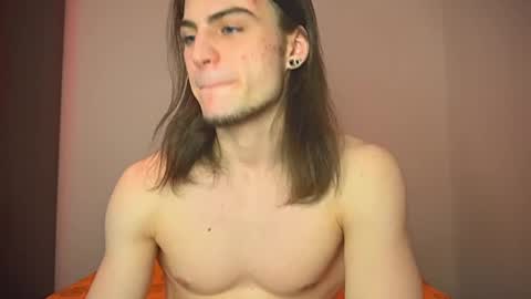 Gus online show from 02-19-25, 03:27