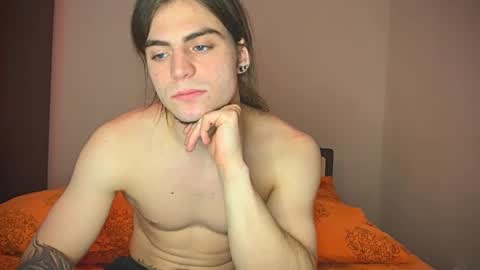 Gus online show from 03-05-25, 05:08