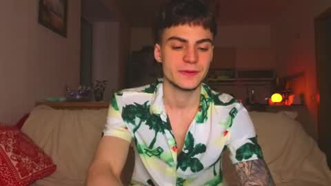 Gus online show from 05-06-26, 09:31