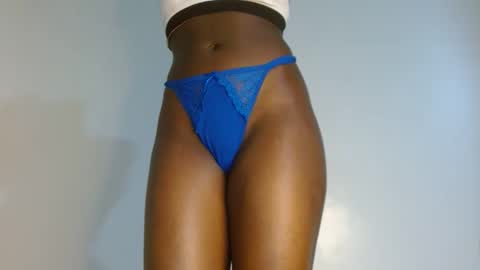 Snapshot of sly_rose chatting on 10-27-25, 01:48 sly_rose online show from 10-27-25, 01:48