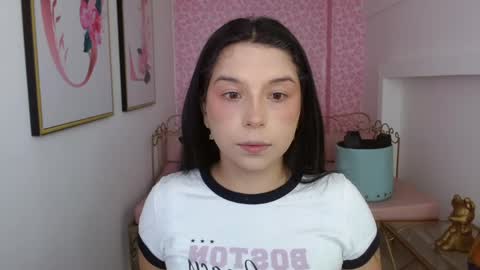 Snapshot of small__naughty chatting on 05-16-26, 01:10 Mariana Torres online show from 05-16-26, 01:10