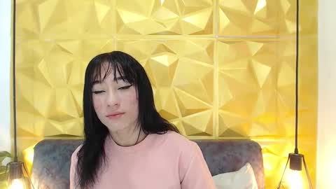 Snapshot of small_hot19 chatting on 03-12-25, 04:35 Small Hot19 online show from 03-12-25, 04:35