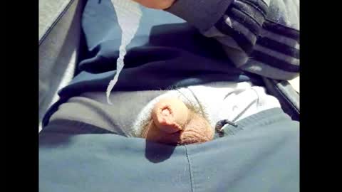 Small Hairy Uncut online show from 03-17-26, 02:27