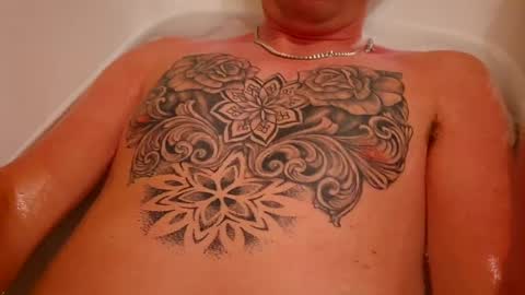 Snapshot of smallville456 chatting on 03-05-25, 09:15 smallville456 online show from 03-05-25, 09:15