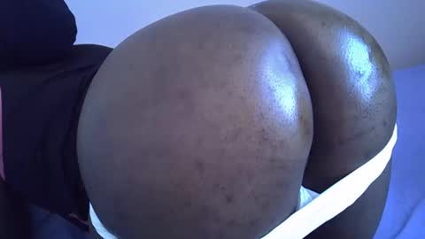 smart_lilly online show from 02-13-26, 05:47