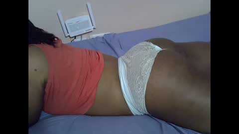 Snapshot of smart_lilly chatting on 06-01-26, 07:04 smart_lilly online show from 06-01-26, 07:04