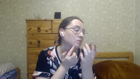 Snapshot of smart_rose chatting on 01-25-25, 04:57 smart_rose online show from 01-25-25, 04:57