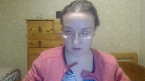 Snapshot of smart_rose chatting on 01-31-25, 02:39 smart_rose online show from 01-31-25, 02:39
