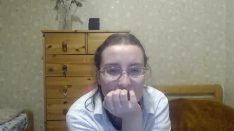 Snapshot of smart_rose chatting on 02-05-25, 12:53 smart_rose online show from 02-05-25, 12:53