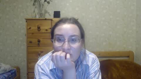 Snapshot of smart_rose chatting on 02-05-25, 10:33 smart_rose online show from 02-05-25, 10:33