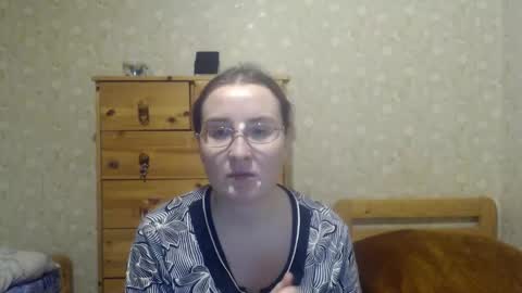 Snapshot of smart_rose chatting on 02-09-25, 04:40 smart_rose online show from 02-09-25, 04:40