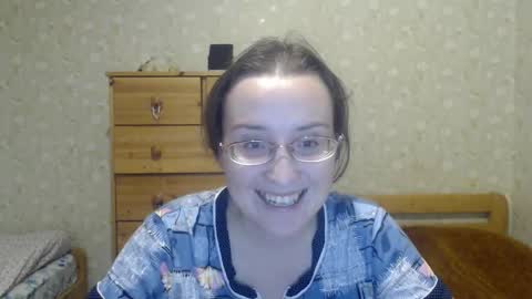 Snapshot of smart_rose chatting on 03-08-25, 02:30 smart_rose online show from 03-08-25, 02:30