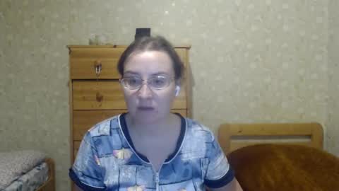 Snapshot of smart_rose chatting on 03-11-25, 04:18 smart_rose online show from 03-11-25, 04:18