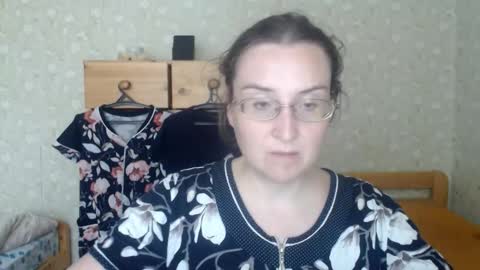 Snapshot of smart_rose chatting on 09-12-25, 11:32 smart_rose online show from 09-12-25, 11:32