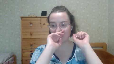 Snapshot of smart_rose chatting on 09-25-25, 02:10 smart_rose online show from 09-25-25, 02:10