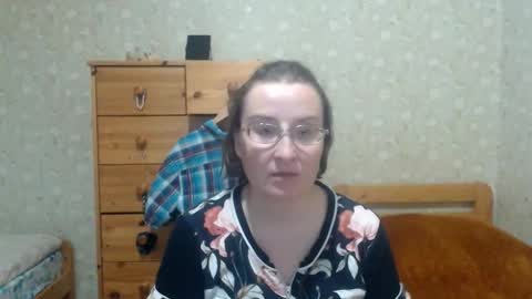Snapshot of smart_rose chatting on 09-30-25, 02:44 smart_rose online show from 09-30-25, 02:44