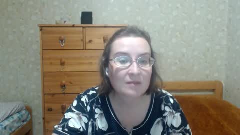 Snapshot of smart_rose chatting on 11-12-25, 07:46 smart_rose online show from 11-12-25, 07:46