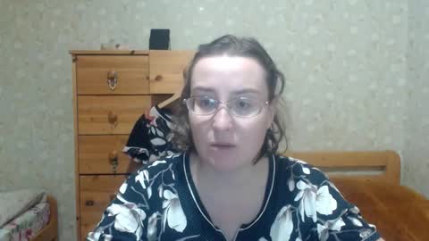 Snapshot of smart_rose chatting on 11-17-25, 05:30 smart_rose online show from 11-17-25, 05:30