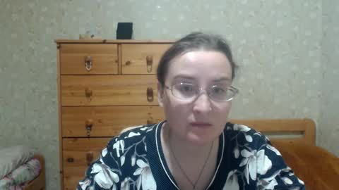 Snapshot of smart_rose chatting on 11-18-25, 05:06 smart_rose online show from 11-18-25, 05:06