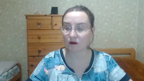 Snapshot of smart_rose chatting on 11-28-25, 09:17 smart_rose online show from 11-28-25, 09:17