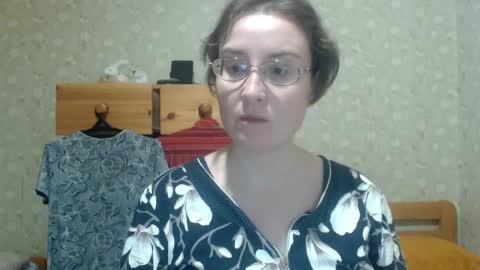 smart_rose online show from 04-14-26, 07:20