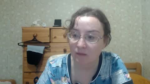Snapshot of smart_rose chatting on 04-19-26, 04:28 smart_rose online show from 04-19-26, 04:28