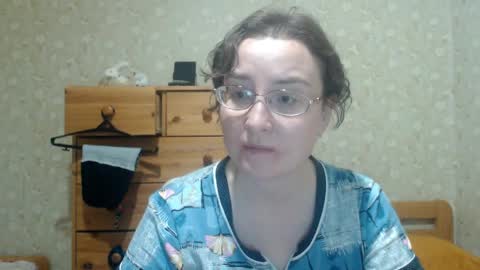 Snapshot of smart_rose chatting on 04-19-26, 06:43 smart_rose online show from 04-19-26, 06:43