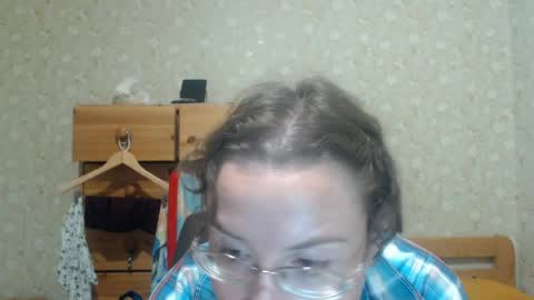 Snapshot of smart_rose chatting on 05-21-26, 06:15 smart_rose online show from 05-21-26, 06:15
