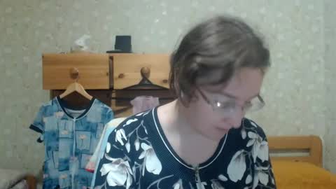 Snapshot of smart_rose chatting on 06-03-26, 08:25 smart_rose online show from 06-03-26, 08:25