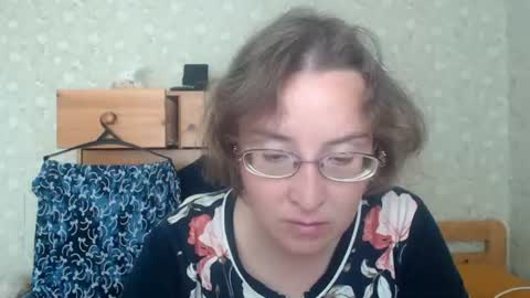 Snapshot of smart_rose chatting on 06-21-26, 05:10 smart_rose online show from 06-21-26, 05:10
