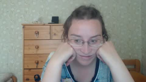 Snapshot of smart_rose chatting on 07-07-26, 01:15 smart_rose online show from 07-07-26, 01:15