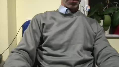 Snapshot of smart_sex69 chatting on 12-12-24, 07:26 smart_sex69 online show from 12-12-24, 07:26