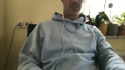 Snapshot of smart_sex69 chatting on 09-29-25, 11:04 smart_sex69 online show from 09-29-25, 11:04