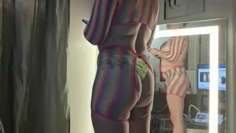 smashinganna916 online show from 02-16-26, 09:49