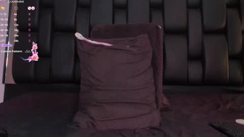 Snapshot of smiith_jade chatting on 12-14-24, 01:50 Jade Smiith online show from 12-14-24, 01:50