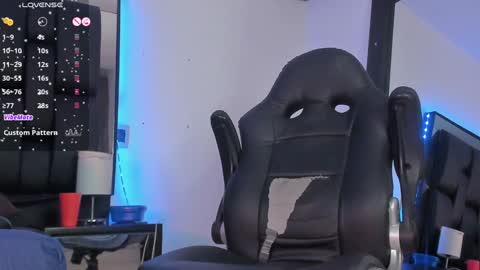 Snapshot of smiith_jade chatting on 02-01-25, 01:02 Jade Smiith online show from 02-01-25, 01:02