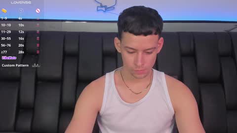 Snapshot of smiith_jade chatting on 02-17-25, 10:58 Jade Smiith online show from 02-17-25, 10:58