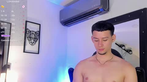 Snapshot of smiith_jade chatting on 03-12-25, 01:14 Jade Smiith online show from 03-12-25, 01:14