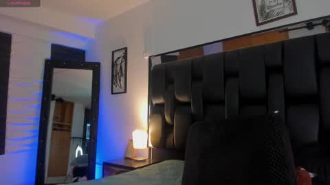 Snapshot of smiith_jade chatting on 09-17-25, 11:06 Jade Smiith online show from 09-17-25, 11:06