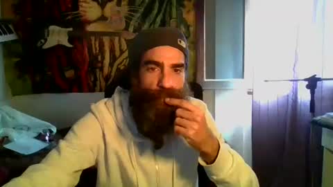 willy online show from 12-10-24, 10:49