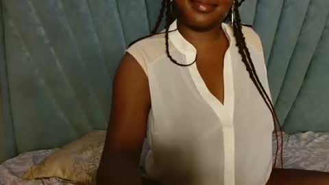 smiley_berry online show from 12-21-25, 11:34