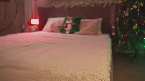 Mia online show from 12-03-25, 05:15