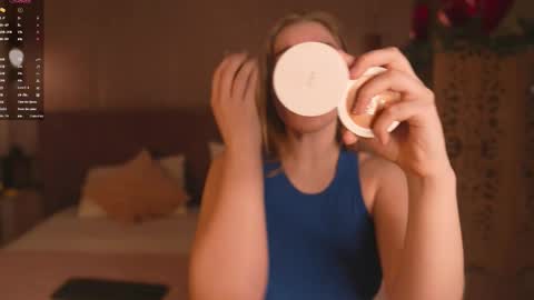 Mia online show from 02-26-26, 05:17