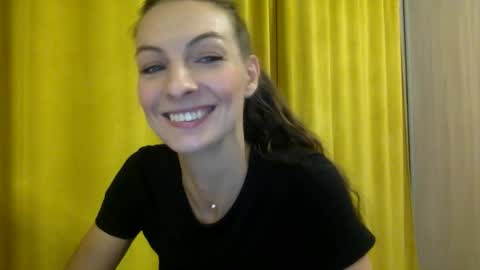 Snapshot of smiling_lexa chatting on 11-06-25, 06:53 smiling_lexa online show from 11-06-25, 06:53